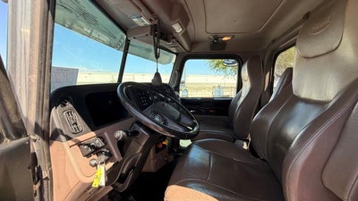 2024 Peterbilt 389 Base