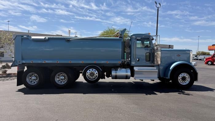 2024 Peterbilt 389 Base