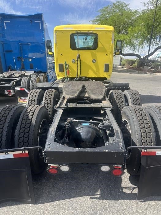 2021 Peterbilt 579 Base