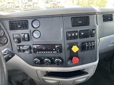 2021 Peterbilt 579 Base