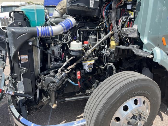 2021 Peterbilt 579 Base