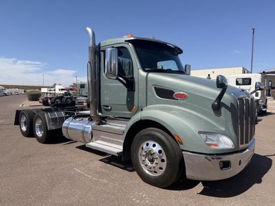 2021 Peterbilt 579 Base