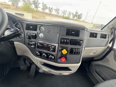 2020 Peterbilt 579 Base