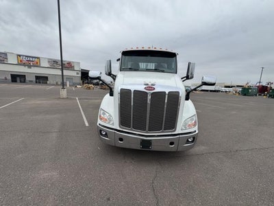 2020 Peterbilt 579 Base