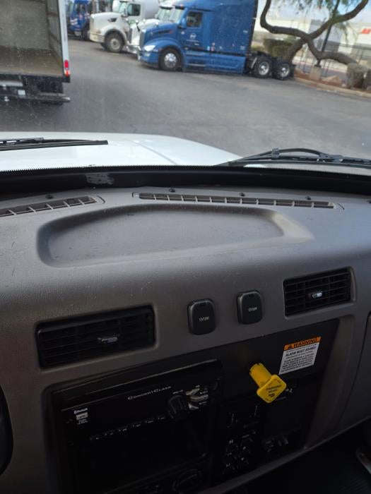 2018 Peterbilt 337 Base